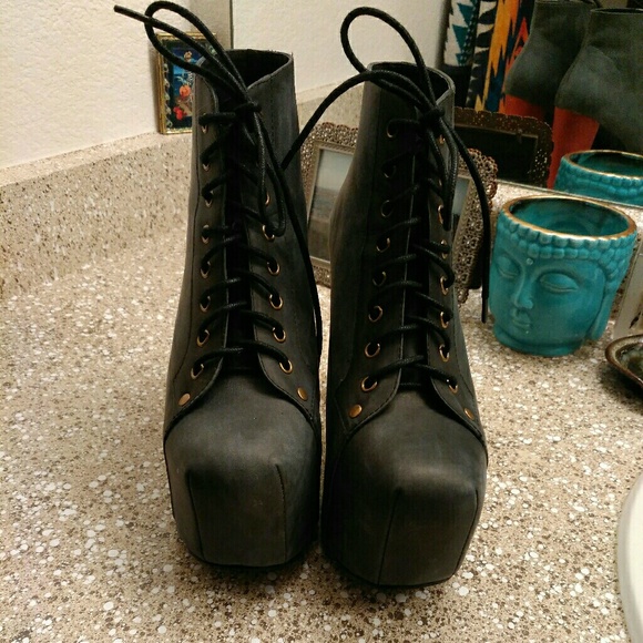 Jeffrey Campbell Shoes - Jeffrey Campbell size 7.5 Jeffrey Campbell Shoes - Jeffrey Campbell size 7.5